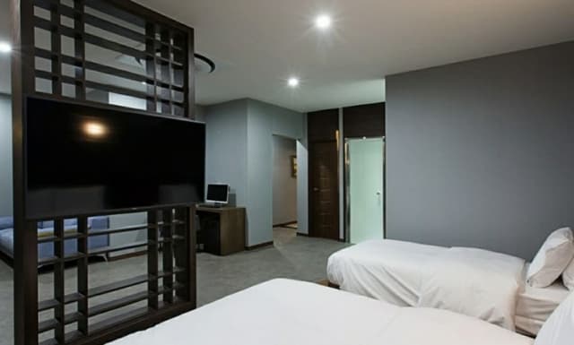 Suite, Ocean View (Twin)