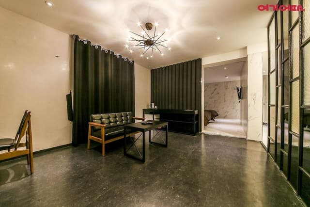 Family Twin Room