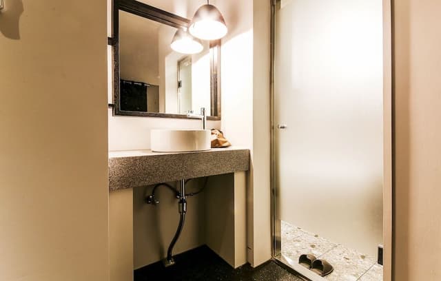 Business Twin Room