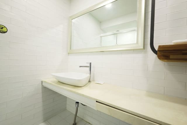 Business Twin Room