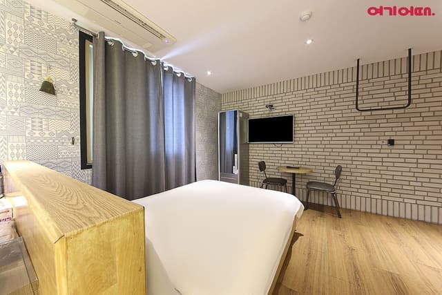 Premium Room (B)