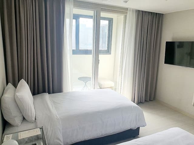 Basic Twin Room