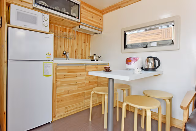 Caravan 2