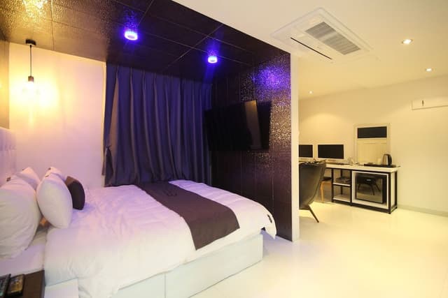 VIP Double Room