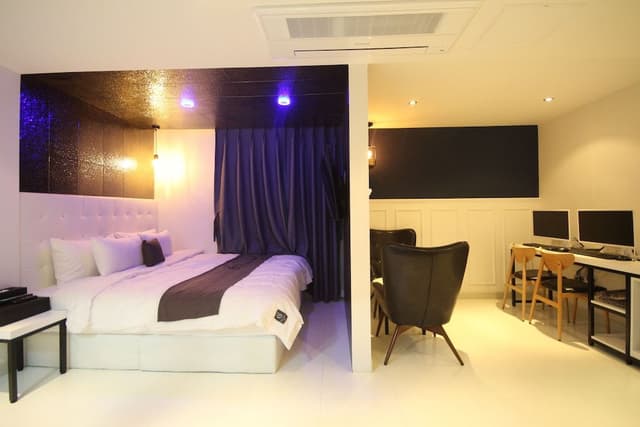 VIP Double Room
