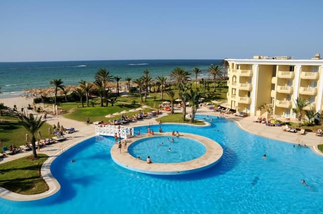 Single Room with Pool View