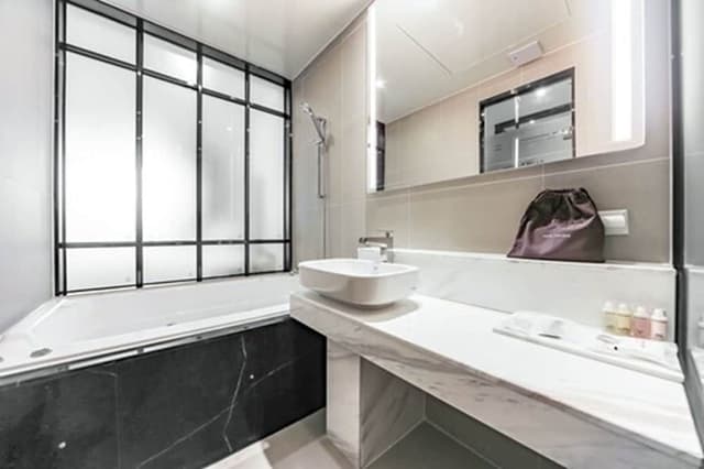 Deluxe Double Room (Breakfast for 2)