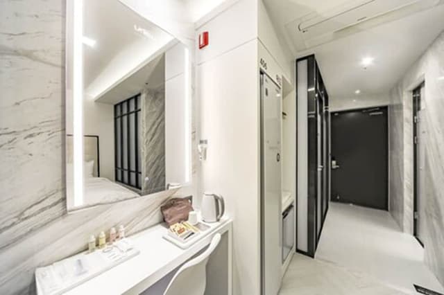 Superior Twin Room (Breakfast for 3)