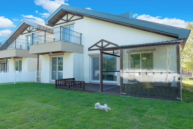 Woof House