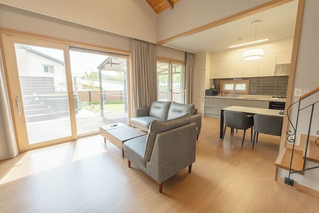 Jacuzzi House