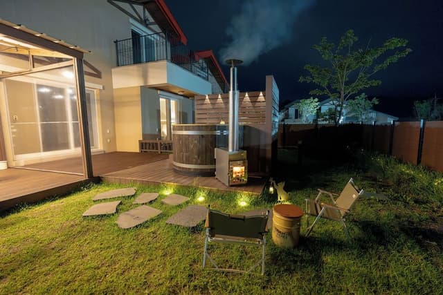 Jacuzzi House