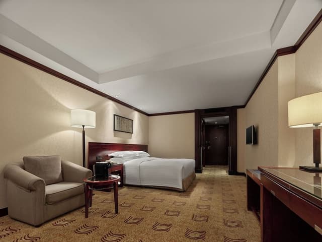 Deluxe Room, 1 Queen Bed