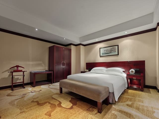 Deluxe Suite, 1 King Bed