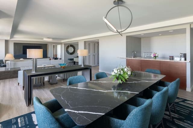 Presidential Suite Premier Tower