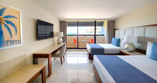 Family Suite with Balcony