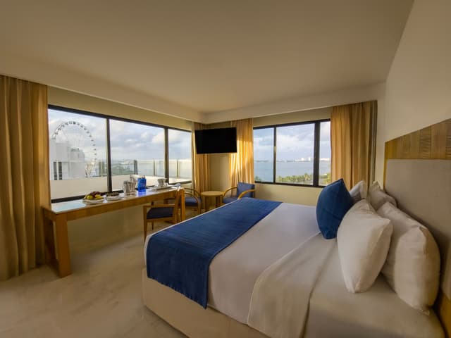 Honeymoon Room