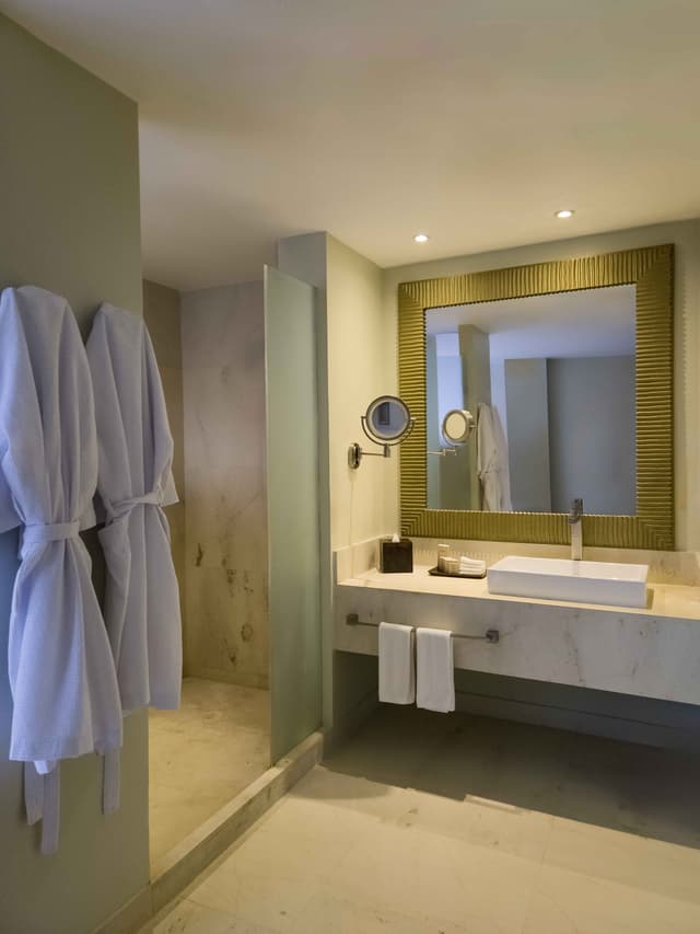 Honeymoon Room