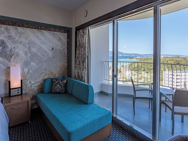 [Superior Twin] Partial Ocean View/4th to 6th floors Non-Smoking