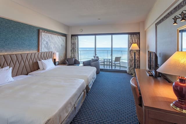 [Premier Twin] Ocean View/Top Floor/ 7th Floor Non-Smoking