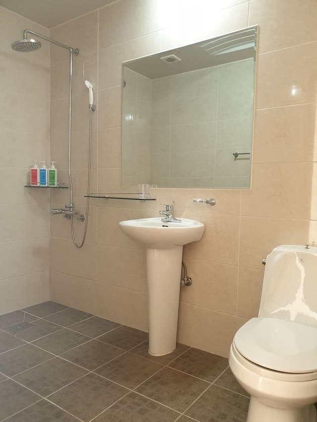 Suite (KRW10,000 surcharge for extra bedding)