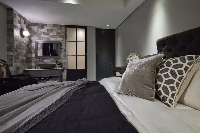 Deluxe Double Room, Smoking