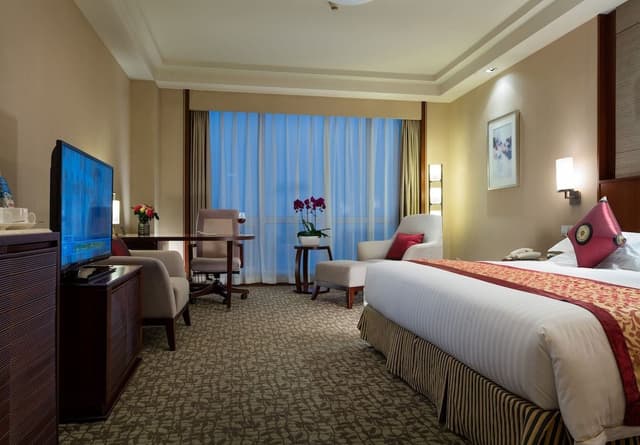 Superior Room, 1 King Bed