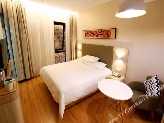 Superior room (double bed)