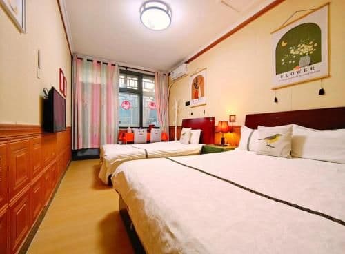 Economy Triple Room