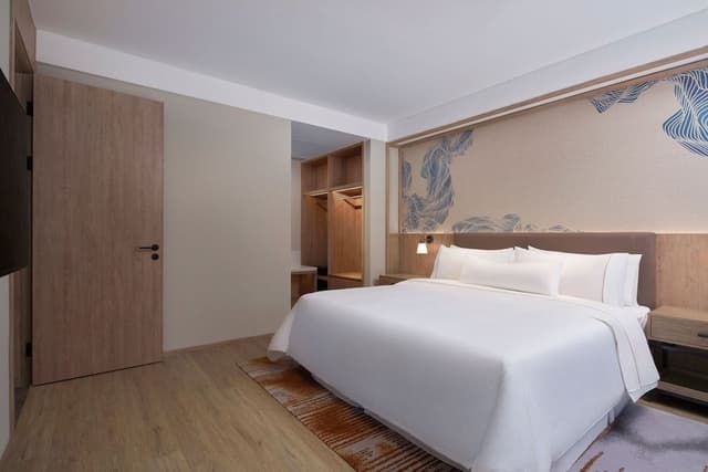 Superior Suite, 1 King Bed