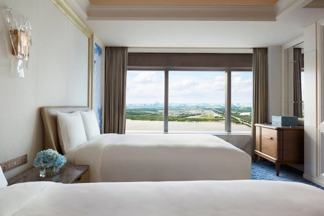 Premier Room, 2 Twin Beds, River View