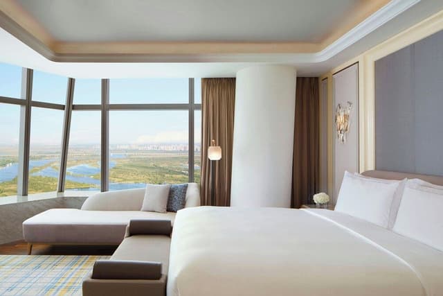 Club Suite, 1 Bedroom, River View