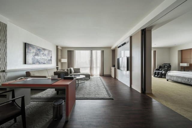 Presidential Suite