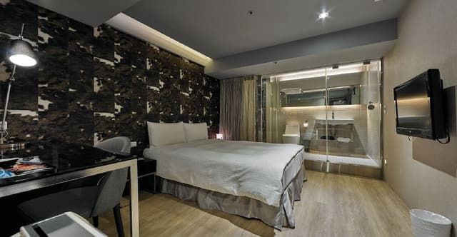 Standard Double Room (No Windows)
