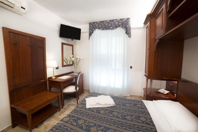 Comfort Double Room, 1 Double or 2 Twin Beds