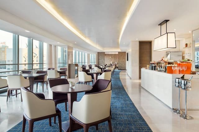 Club Suite, 1 Bedroom, City View