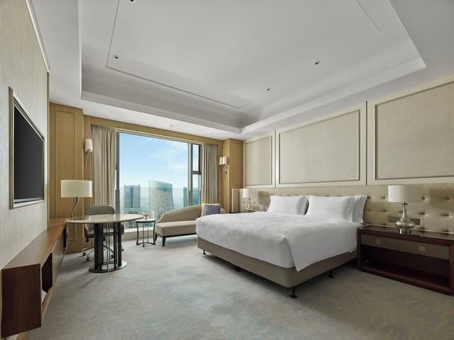 Deluxe Room, 1 King Bed