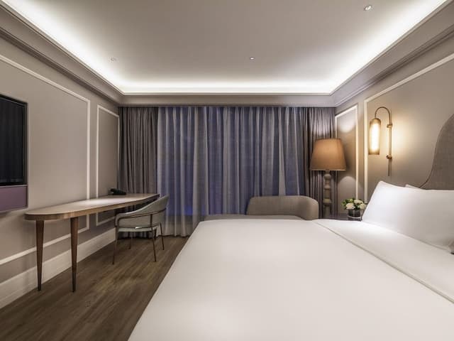Superior Room, 1 King Bed
