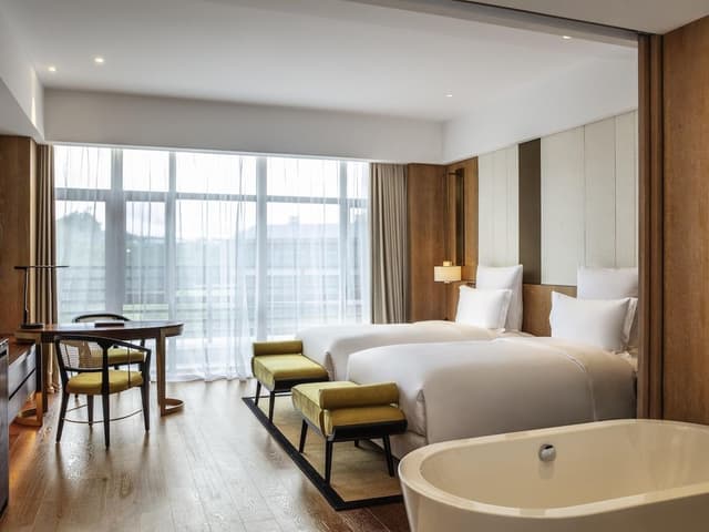 Superior Room, 2 Twin Beds, Balcony