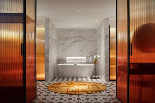 Premium Suite