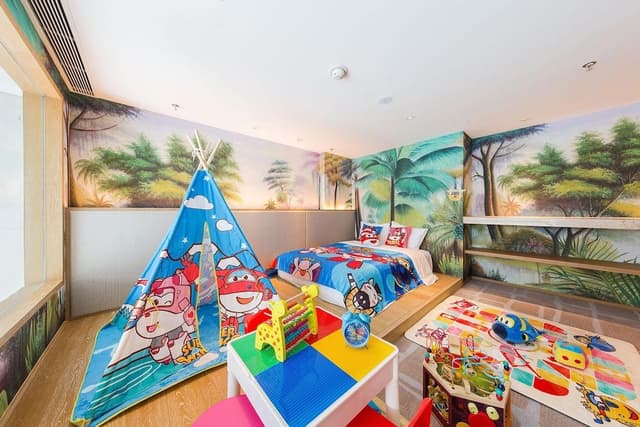 Family Suite, 1 King Bed (Bedroom is a loft)