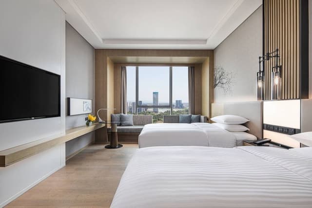 Room, 2 Double Beds, Lake View