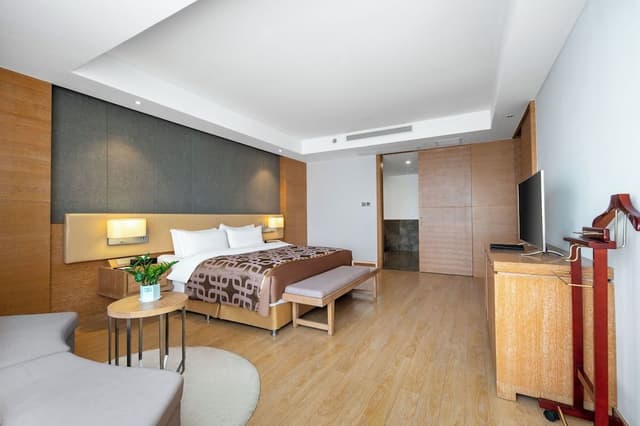 Superior Suite, 1 King Bed
