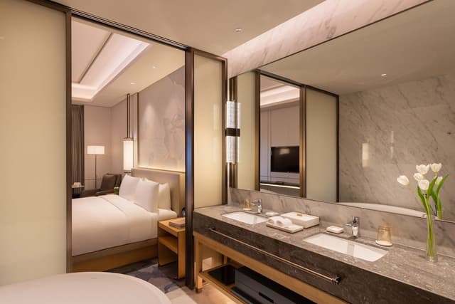 Grand Premium Room with Balcony