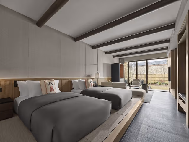 Courtyard Family Twin Room