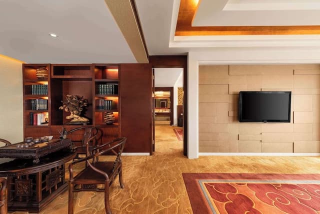 Presidential Suite