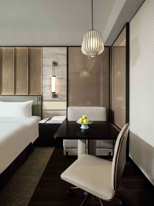 Deluxe Room, 1 King Bed