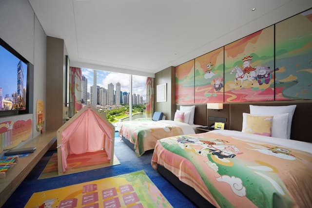 Deluxe Room, Multiple Beds
