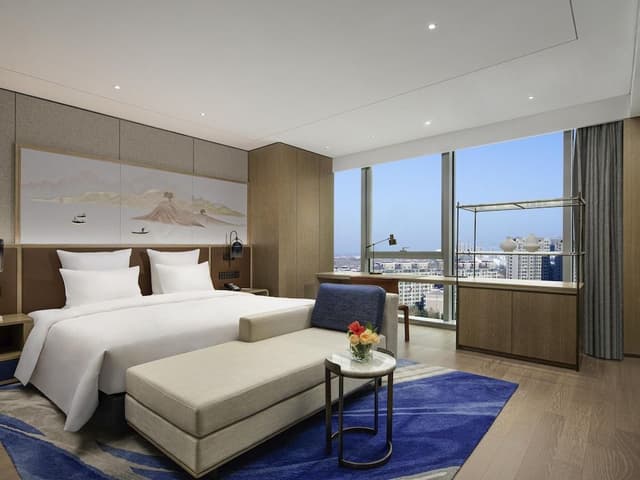 Superior Room, 1 King Bed