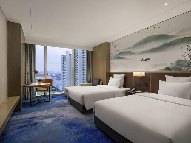 Deluxe Room, Multiple Beds