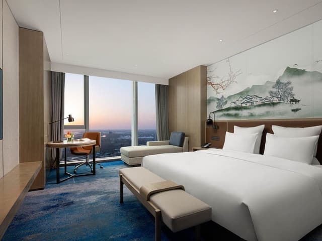 Deluxe Room, 1 King Bed